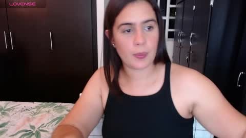 Mia online show from 03/09/26, 03:32