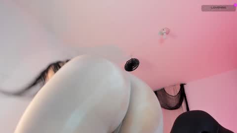 Mia online show from 12/21/24, 11:45