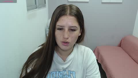 Snapshot of mia_diaz1 chatting on 12/30/24, 01:14 Mia online show from 12/30/24, 01:14