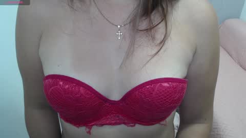 Snapshot of mia_diaz1 chatting on 01/13/25, 03:47 Mia online show from 01/13/25, 03:47