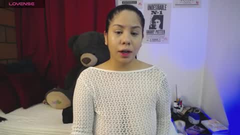 Mia online show from 04/07/26, 12:05