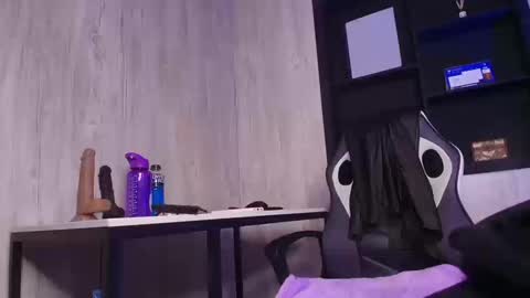 mia_esposito2 online show from 10/16/25, 04:35