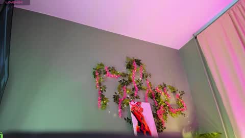 Snapshot of mia_ferd chatting on 03/17/26, 03:00 Mia online show from 03/17/26, 03:00