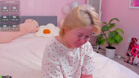 Snapshot of mia_ferd chatting on 03/22/26, 02:48 Mia online show from 03/22/26, 02:48