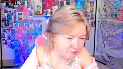 Snapshot of mia_ferd chatting on 03/29/26, 02:44 Mia online show from 03/29/26, 02:44