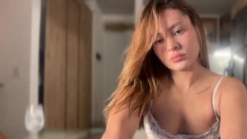 Snapshot of mia_ferrer777 chatting on 04/03/26, 12:08 mia_ferrer777 online show from 04/03/26, 12:08