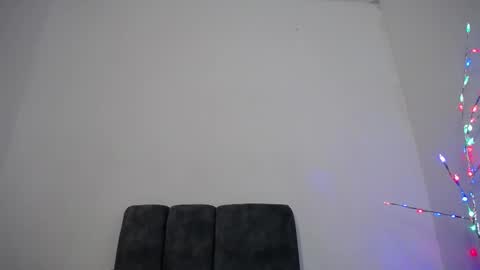 M I A online show from 12/23/25, 10:57