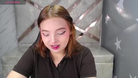 Snapshot of mia_foster_t chatting on 04/22/26, 01:34 Mia online show from 04/22/26, 01:34