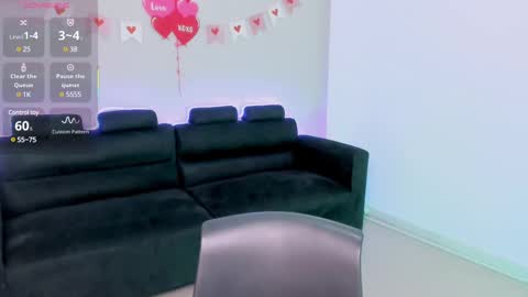 Mia online show from 02/24/25, 12:59