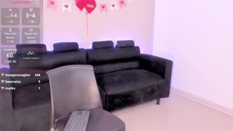 Mia online show from 03/01/25, 03:05