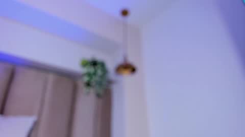 Snapshot of mia_holson chatting on 03/01/25, 06:43 I am Mia online show from 03/01/25, 06:43