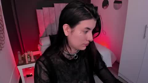 Snapshot of mia_jagger chatting on 05/30/26, 07:22 Val online show from 05/30/26, 07:22