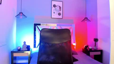 Snapshot of mia_jagger chatting on 07/18/26, 03:11 Val online show from 07/18/26, 03:11