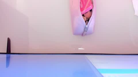    online show from 11/08/25, 12:05