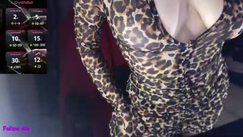 Snapshot of mia_joy8 chatting on 06/22/26, 12:35 MiaJoy online show from 06/22/26, 12:35
