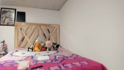 Snapshot of mia_kanee chatting on 11/10/25, 03:49 mia kaneee online show from 11/10/25, 03:49