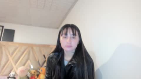 Snapshot of mia_kanee chatting on 11/13/25, 12:31 mia kaneee online show from 11/13/25, 12:31