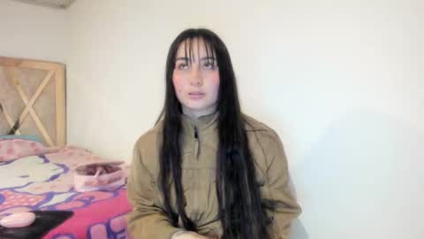 Snapshot of mia_kanee chatting on 11/15/25, 07:21 mia kaneee online show from 11/15/25, 07:21