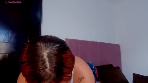 mia_lauryn online show from 04/19/26, 08:00