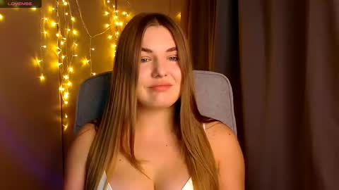 Snapshot of mia_lemm chatting on 09/17/25, 10:39 mia_lemm online show from 09/17/25, 10:39