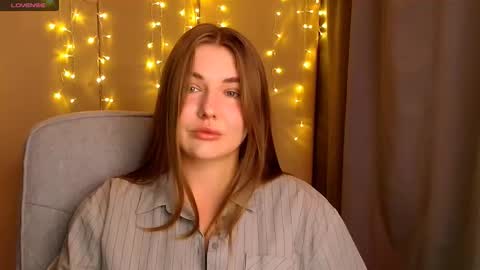 Snapshot of mia_lemm chatting on 09/19/25, 10:16 mia_lemm online show from 09/19/25, 10:16