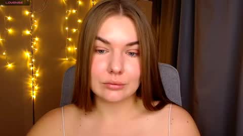 Snapshot of mia_lemm chatting on 09/24/25, 07:55 mia_lemm online show from 09/24/25, 07:55