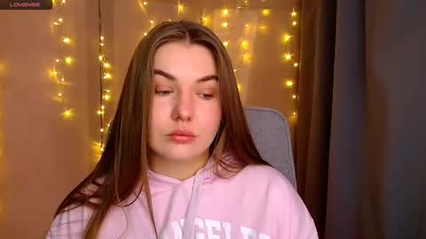 Snapshot of mia_lemm chatting on 10/01/25, 07:25 mia_lemm online show from 10/01/25, 07:25