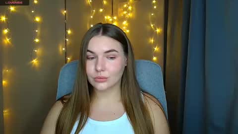 Snapshot of mia_lemm chatting on 10/15/25, 05:51 mia_lemm online show from 10/15/25, 05:51