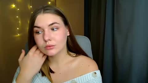 mia_lemm online show from 11/24/25, 08:58