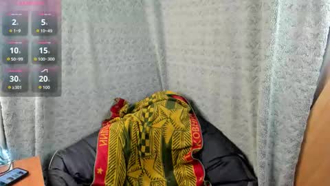 Snapshot of mia_lores chatting on 09/23/25, 08:06 mia_lores online show from 09/23/25, 08:06