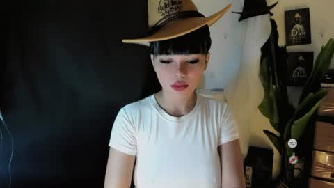 M I A online show from 06/15/26, 06:48