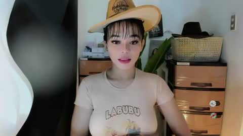 M I A online show from 07/18/26, 09:02