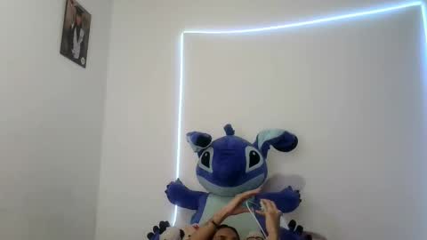 Snapshot of mia_lucy_21 chatting on 10/31/25, 02:07 mia lucy 21 online show from 10/31/25, 02:07