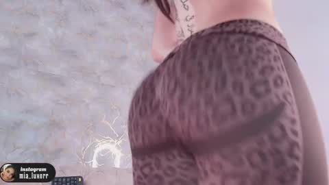 mia_luxor online show from 04/18/26, 11:47