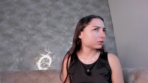 Snapshot of mia_luxor chatting on 07/17/26, 11:39 mia_luxor online show from 07/17/26, 11:39