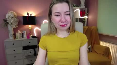 Mia online show from 12/31/24, 11:20