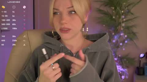 Snapshot of mia_milagros chatting on 05/22/26, 01:13 mia_milagros online show from 05/22/26, 01:13