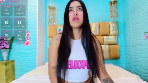 Snapshot of mia_montess chatting on 10/18/25, 12:39 mia montess online show from 10/18/25, 12:39