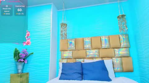 Snapshot of mia_montess chatting on 11/13/25, 12:15 mia montess online show from 11/13/25, 12:15