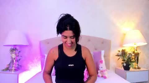 mia montess online show from 06/18/26, 12:31
