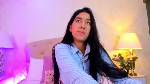 mia montess online show from 06/19/26, 03:16