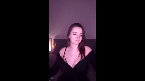 Snapshot of mia_muuur chatting on 01/09/26, 01:41 Mia online show from 01/09/26, 01:41