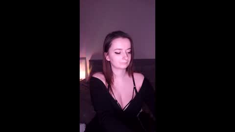 Snapshot of mia_muuur chatting on 01/09/26, 05:15 Mia online show from 01/09/26, 05:15