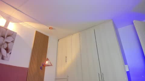 Snapshot of mia_nevaeh chatting on 04/17/26, 08:12 Mia Nevaeh - follow me online show from 04/17/26, 08:12