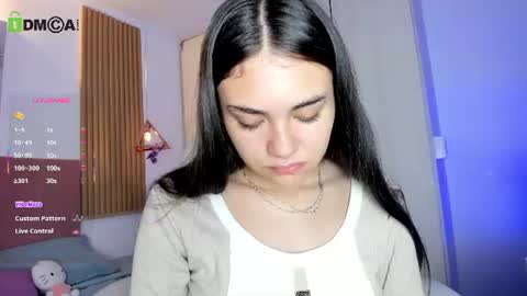 Snapshot of mia_nevaeh chatting on 06/15/26, 08:00 Mia Nevaeh - follow me online show from 06/15/26, 08:00