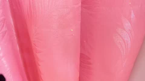 mia_nova5 online show from 07/01/26, 12:07