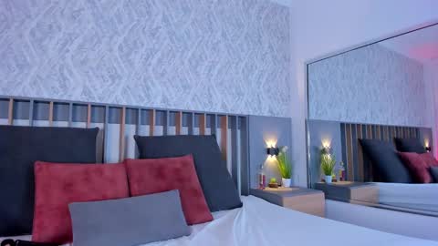 Snapshot of mia_oceann chatting on 02/12/25, 07:24 MIa online show from 02/12/25, 07:24