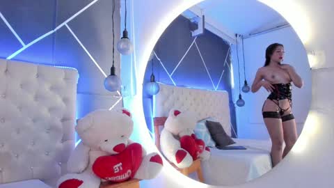 Snapshot of mia_oconner chatting on 12/06/24, 04:28 mia_oconner online show from 12/06/24, 04:28