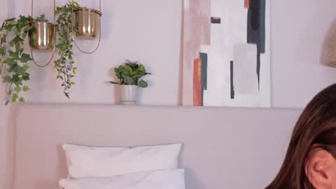 Snapshot of mia_oconner chatting on 01/10/25, 05:13 mia_oconner online show from 01/10/25, 05:13