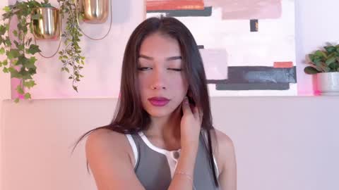 Snapshot of mia_oconner chatting on 01/27/25, 11:43 mia_oconner online show from 01/27/25, 11:43